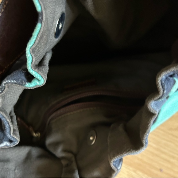 Brand : Moschino cheap and chic purse - Picture 9 of 10